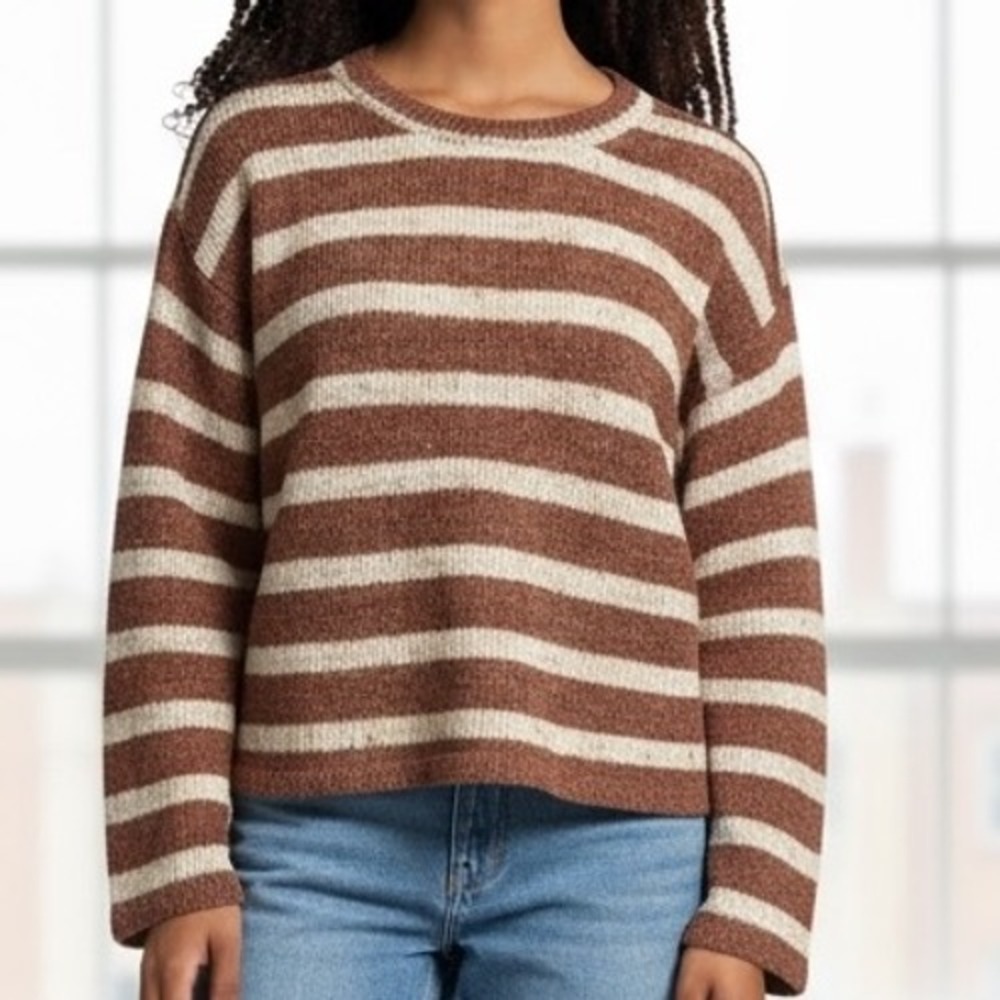 June & Hudson Women's‎ Crewneck Crop Sweater Size M Striped Brown Oatmeal Knit